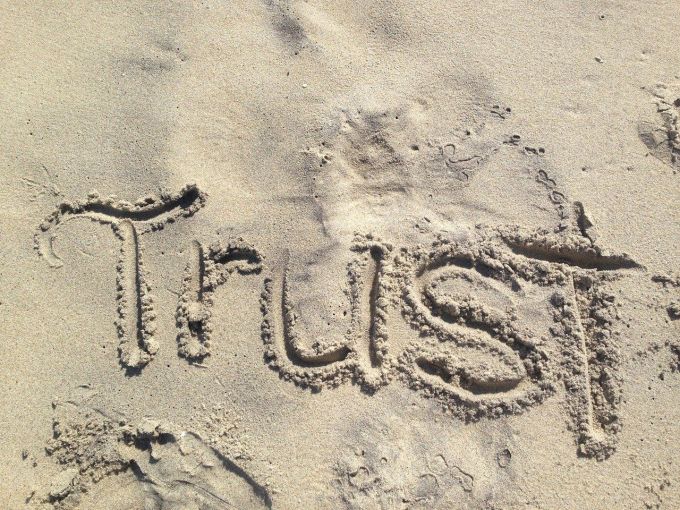 How to Sell Your Ideas up the Chain of Command