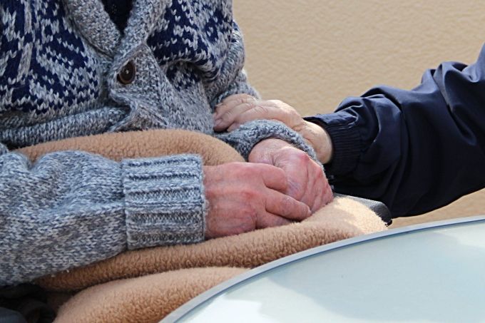 How Doctor and Doula Partnerships Transform End-of-Life Care